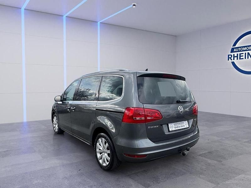 Gebraucht VW Sharan Highline 140 PS (102 kW) 2011 Grau Van / Kleinbus