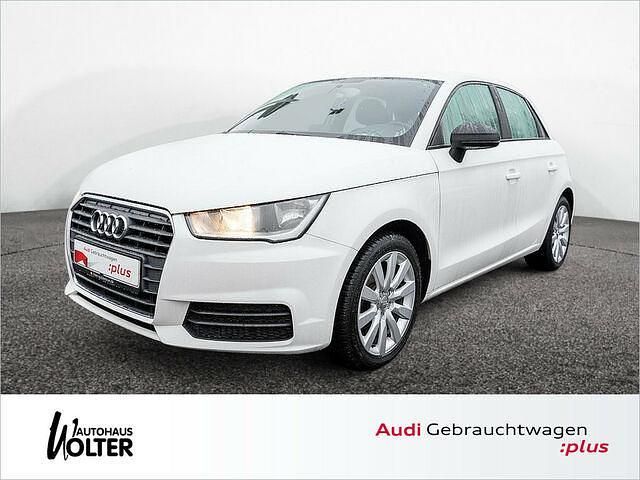 Gebraucht Audi A1 Sportback Basis 95 PS (69 kW) 2018 Cortinaweiss Kleinwagen