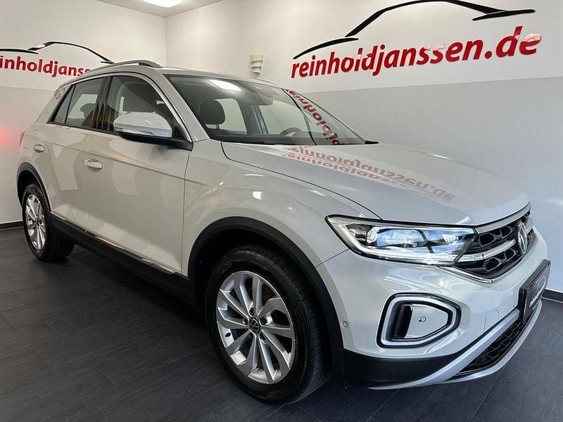 Grau Gebraucht 2022 VW T-Roc Style SUV | 25.890 € (Fairer Preis) - Bild 1/4