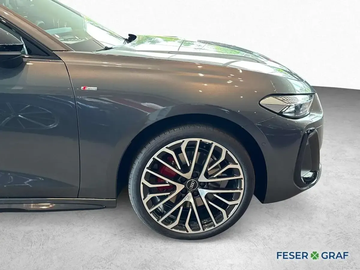 Gebraucht Audi A5 S-Line 204 PS (150 kW) 2025 Daytonagrau perleffekt Kombi