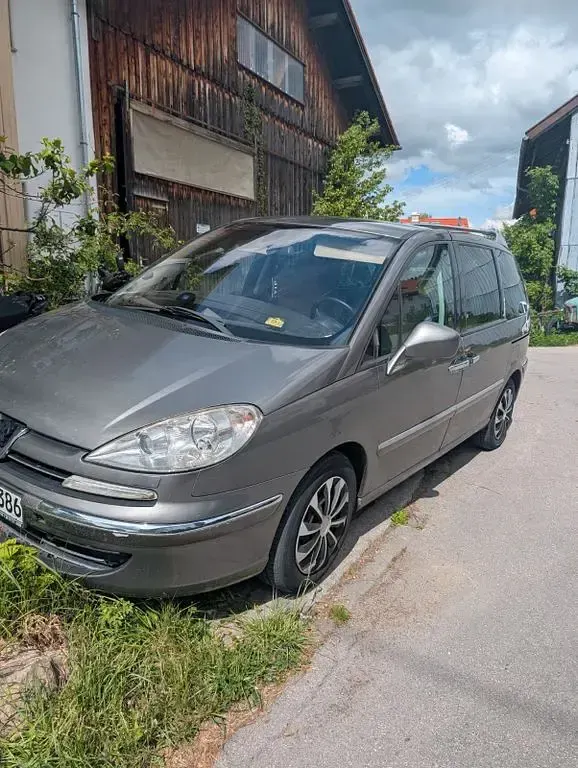 Gebraucht Peugeot 807 Allure 163 PS (119 kW) 2011 Grau Van / Kleinbus