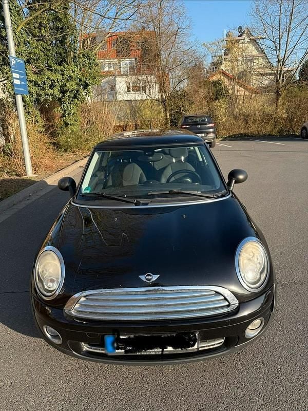Gebraucht Mini ONE 98 PS (72 kW) 2011 Schwarz Kleinwagen