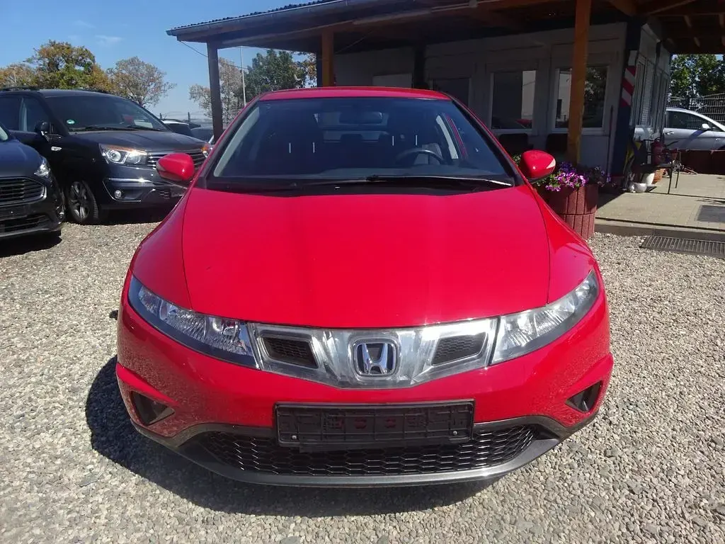 Gebraucht Honda Civic Comfort 99 PS (72 kW) 2009 Rot Limousine