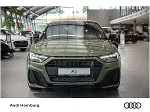 Neu Audi A1 207 PS (152 kW) 2026 Grün (distriktgrün metallic/mythosschwarz metallic) SUV