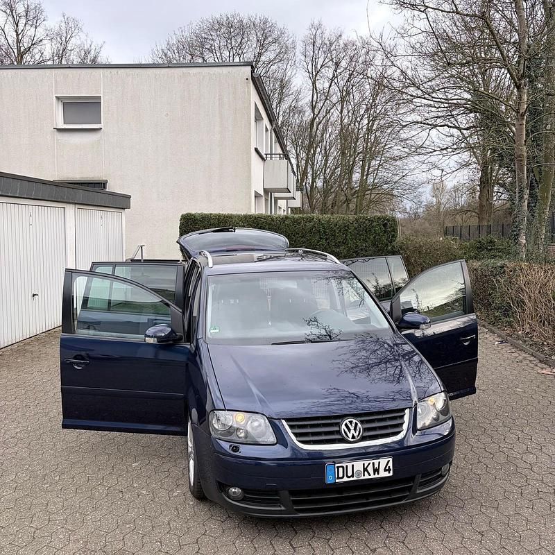 Gebraucht VW Touran 105 PS (77 kW) 2004 Blau Van / Kleinbus