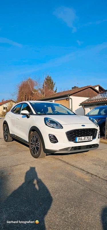 Weiß Gebraucht 2020 Ford Puma Titanium Limousine | 12.999 € (Superpreis) - Bild 1/4