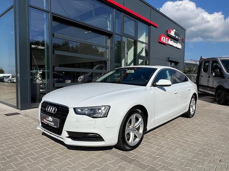 Weiß Gebraucht 2016 Audi A5 Comfort Coupé | 16.990 € (Guter Preis) - Bild 1/4