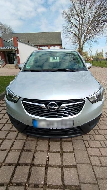 Gebraucht Opel Crossland X 130 PS (95 kW) 2017 Silber SUV