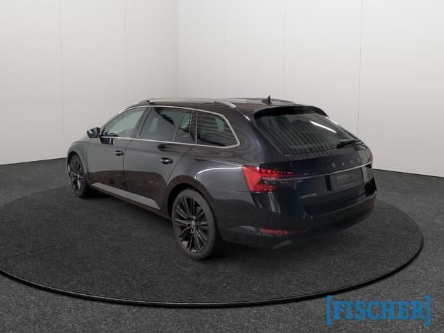Gebraucht Skoda Superb Style 200 PS (147 kW) 2022 Schwarz Kombi