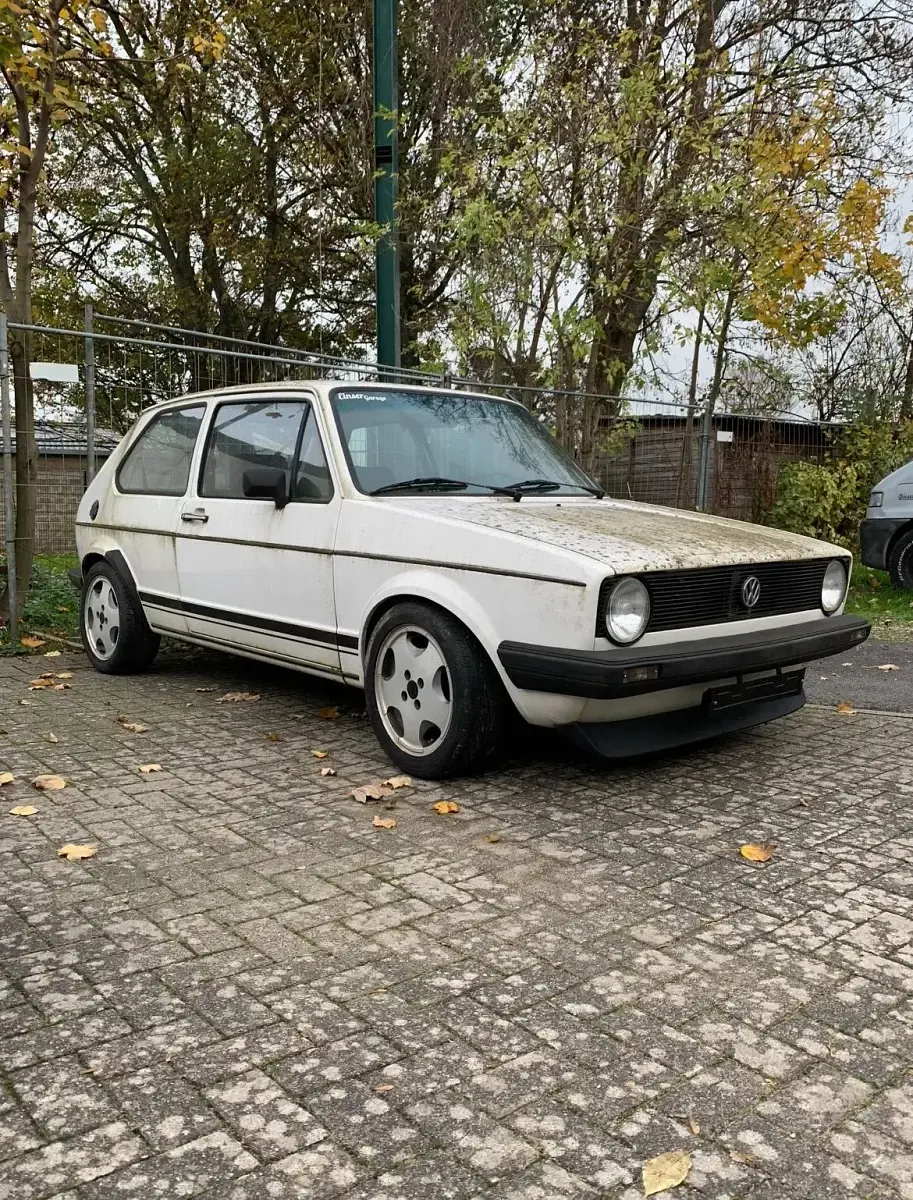 Brugt VW Golf I S 70 HK (51 kW) 1981 Hvid Hatchback