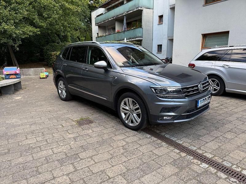 Gebraucht VW Tiguan Allspace 190 PS (139 kW) 2018 Grau SUV