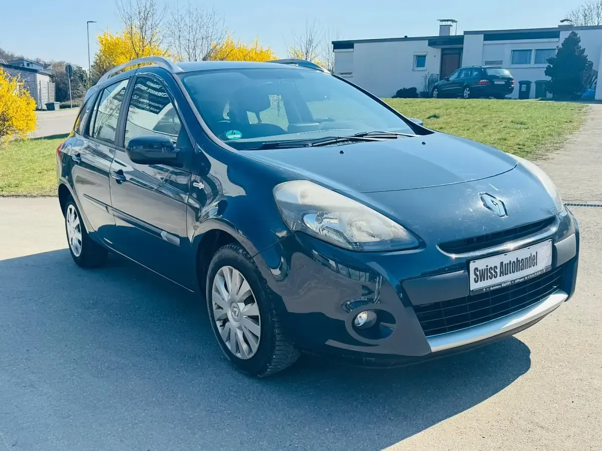 Second-hand Renault Clio IV 103 CP (75 kW) 2012 Gri Berlinǎ