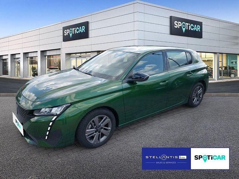 Grün Gebraucht 2022 Peugeot 308 Active Limousine | 17.990 € (Guter Preis) - Bild 1/4