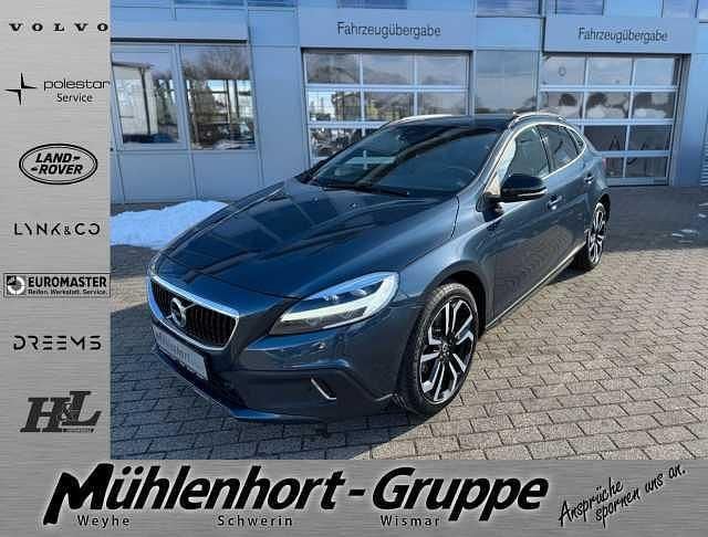 Gebraucht Volvo V40 CC Plus 152 PS (111 kW) 2019 Blau Kombi