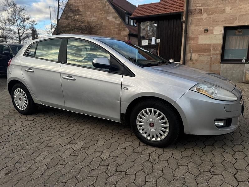 Gebraucht Fiat Bravo 150 PS (110 kW) 2009 Silber Kleinwagen