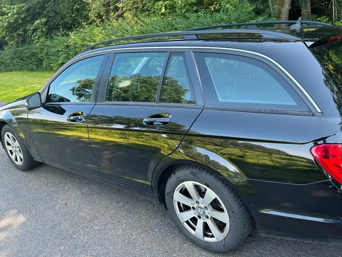 Gebraucht Mercedes C200 136 PS (100 kW) 2012 Schwarz Kombi