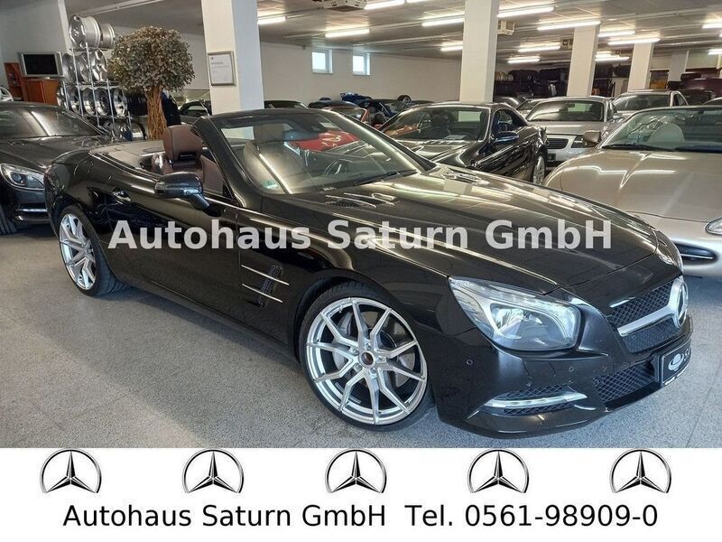 Schwarz Gebraucht 2012 Mercedes SL500 Cabrio | 46.950 € (Fairer Preis) - Bild 1/4