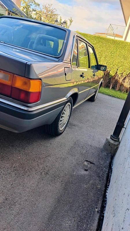 Gebraucht Audi 90 115 PS (84 kW) 1986 Limousine