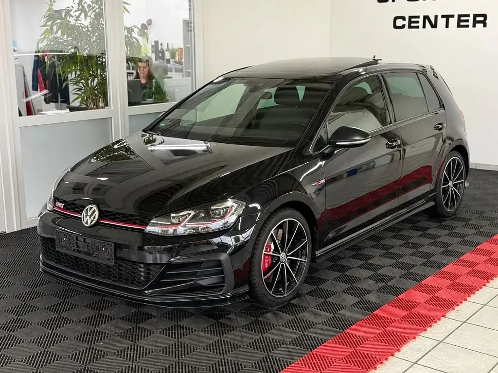 Gebraucht VW Golf VII GTI 290 PS (213 kW) 2020 Schwarz Limousine