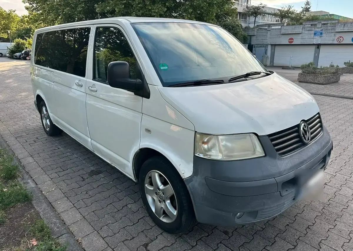 Gebraucht VW Caravelle 131 PS (96 kW) 2006 Weiß Van