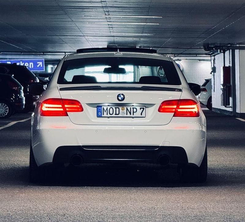 Gebraucht BMW 335 Performance 306 PS (225 kW) 2010 Weiß Coupé