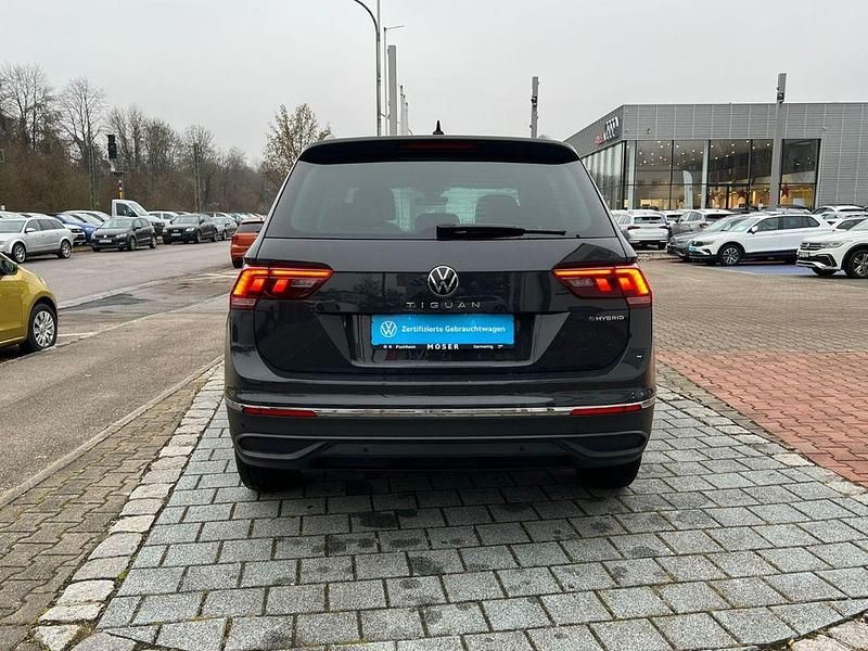 Gebraucht VW Tiguan 245 PS (180 kW) 2022 Grau SUV