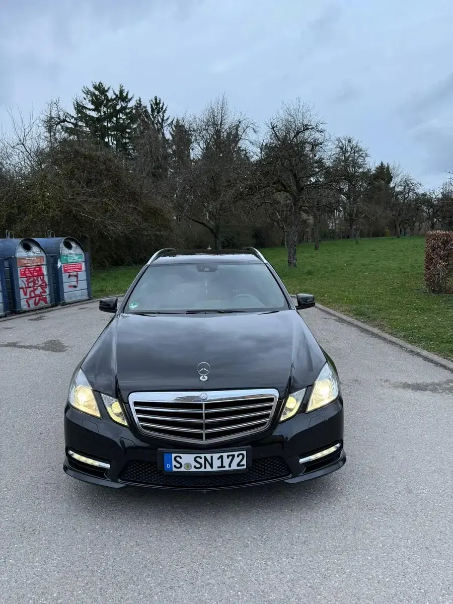 Gebraucht Mercedes E350 AMG 265 PS (194 kW) 2012 Schwarz Kombi