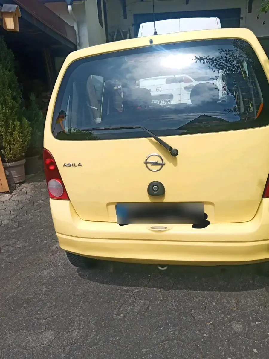 Gebraucht Opel Agila 60 PS (44 kW) 2002 Gelb Van / Kleinbus