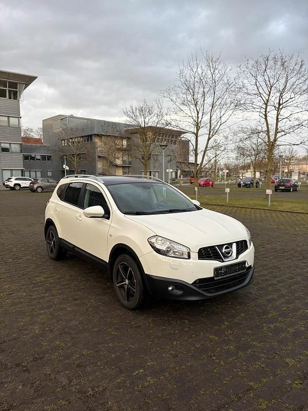 Gebraucht Nissan Qashqai +2 150 PS (110 kW) 2011 Weiß SUV