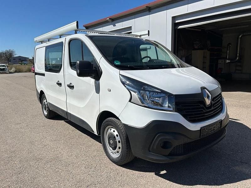 Gebraucht Renault Trafic 95 PS (69 kW) 2017 Weiß Van / Kleinbus