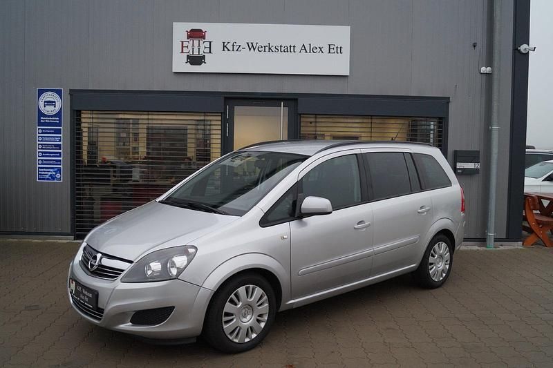 Silber Gebraucht 2013 Opel Zafira Van / Kleinbus | 3.500 € (Guter Preis) - Bild 1/4