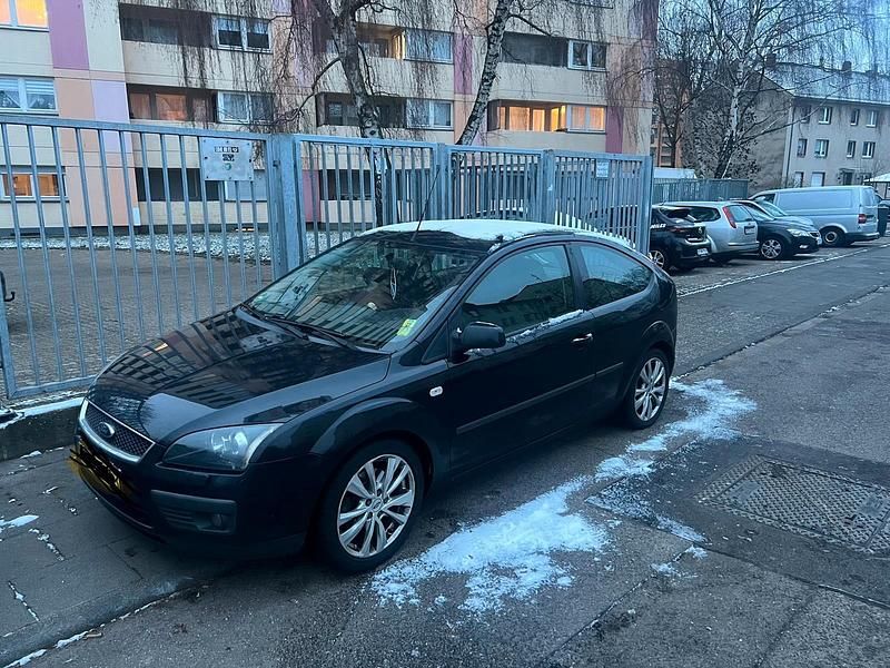 Gebraucht Ford Focus 145 PS (106 kW) 2006 Schwarz Coupé