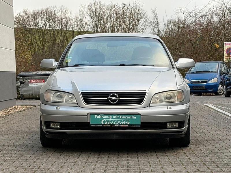 Second-hand Opel Omega 144 CP (105 kW) 2000 Gri Berlinǎ