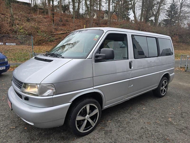 Silber Gebraucht 2000 VW Caravelle Business Van / Kleinbus | 8.800 € - Bild 1/4