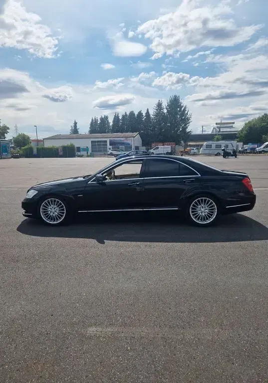 Gebraucht Mercedes S350 258 PS (189 kW) 2011 Schwarz Limousine