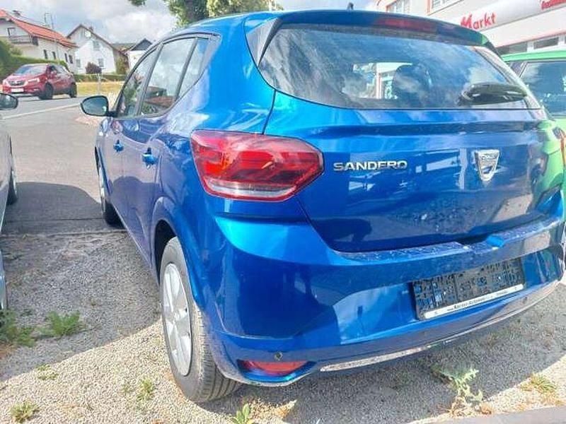 Gebraucht Dacia Sandero Expression 91 PS (66 kW) 2022 Blau Kleinwagen