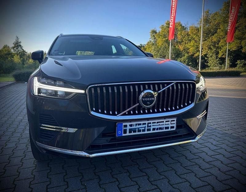 Beige Gebraucht 2021 Volvo XC60 Inscription SUV | 39.500 € (Superpreis) - Bild 1/4