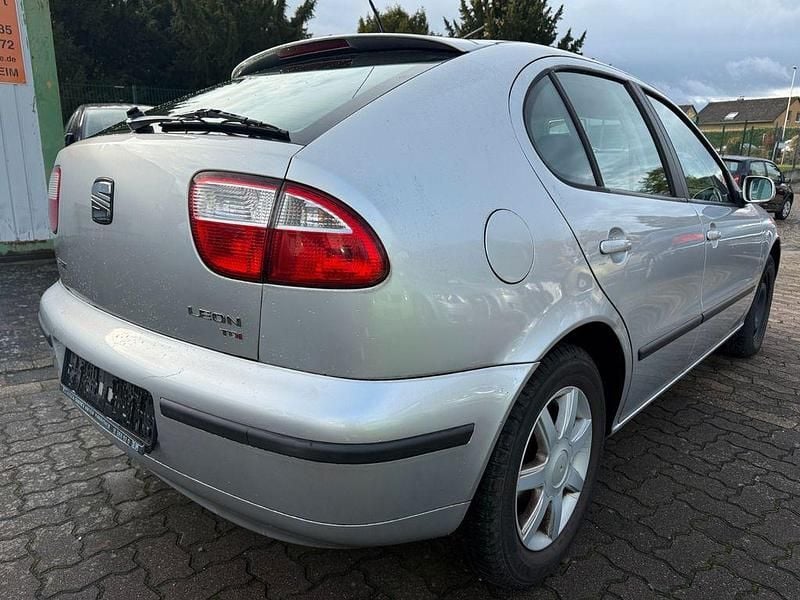 Gebraucht Seat Leon 105 PS (77 kW) 2003 Silber Limousine