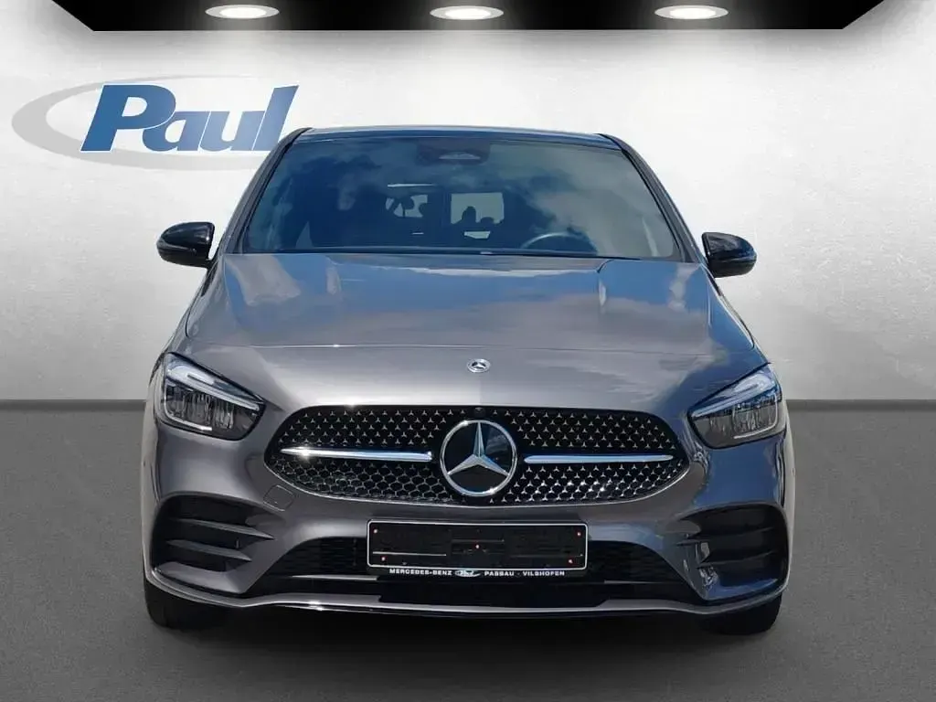 Gebraucht Mercedes B250 AMG 163 PS (119 kW) 2024 Grau Kleinwagen