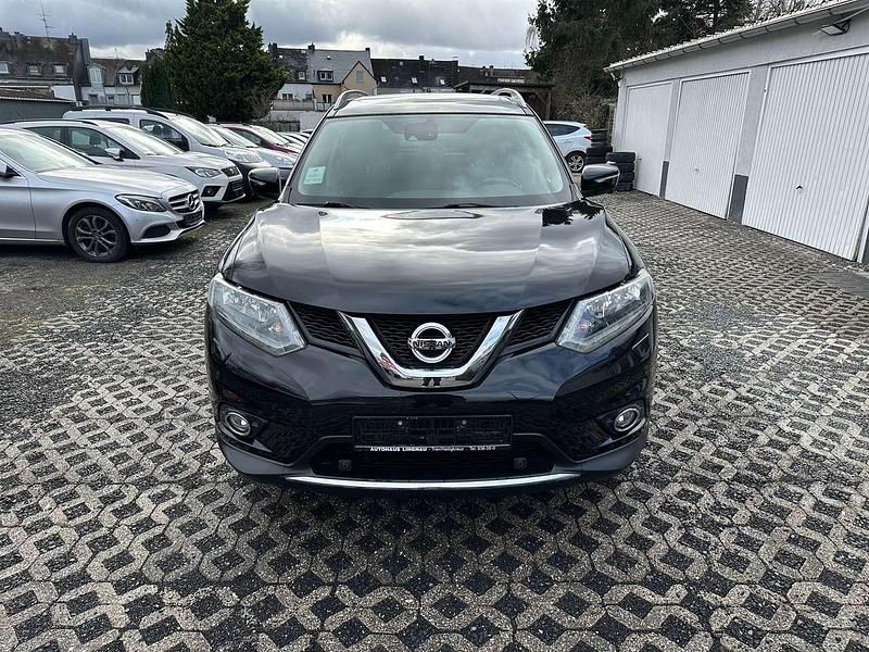 Gebraucht Nissan X-Trail 360º 131 PS (96 kW) 2017 Black pearl (m) SUV