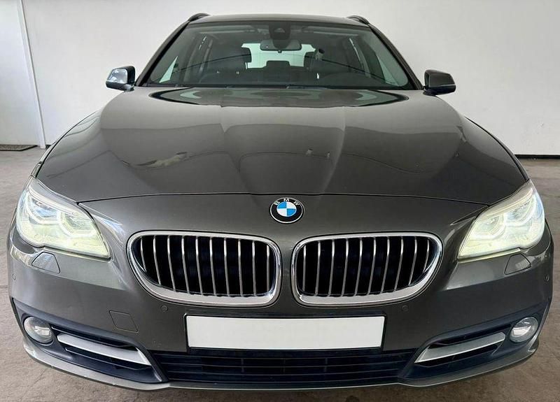 Gebraucht BMW 530 Comfort Edition 258 PS (189 kW) 2014 Grau Kombi