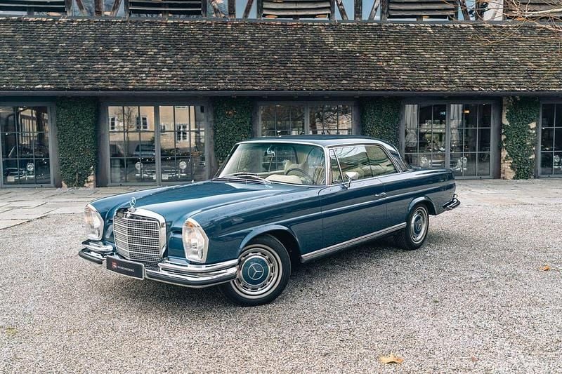 Blau Gebraucht 1970 Mercedes 280 SE Coupé | 199.900 € - Bild 1/4