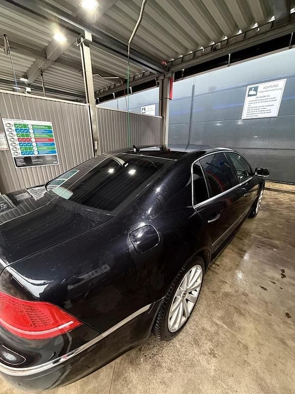 Gebraucht VW Phaeton 239 PS (175 kW) 2011 Schwarz Limousine