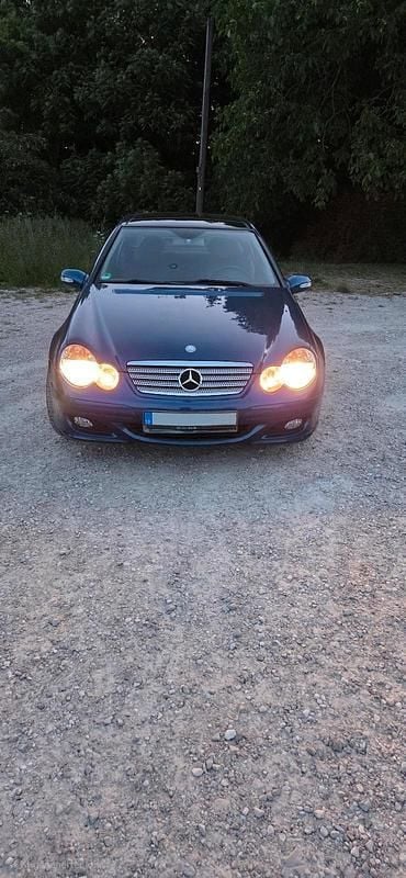 Gebraucht Mercedes C230 Sport Edition 192 PS (141 kW) 2005 Blau Coupé