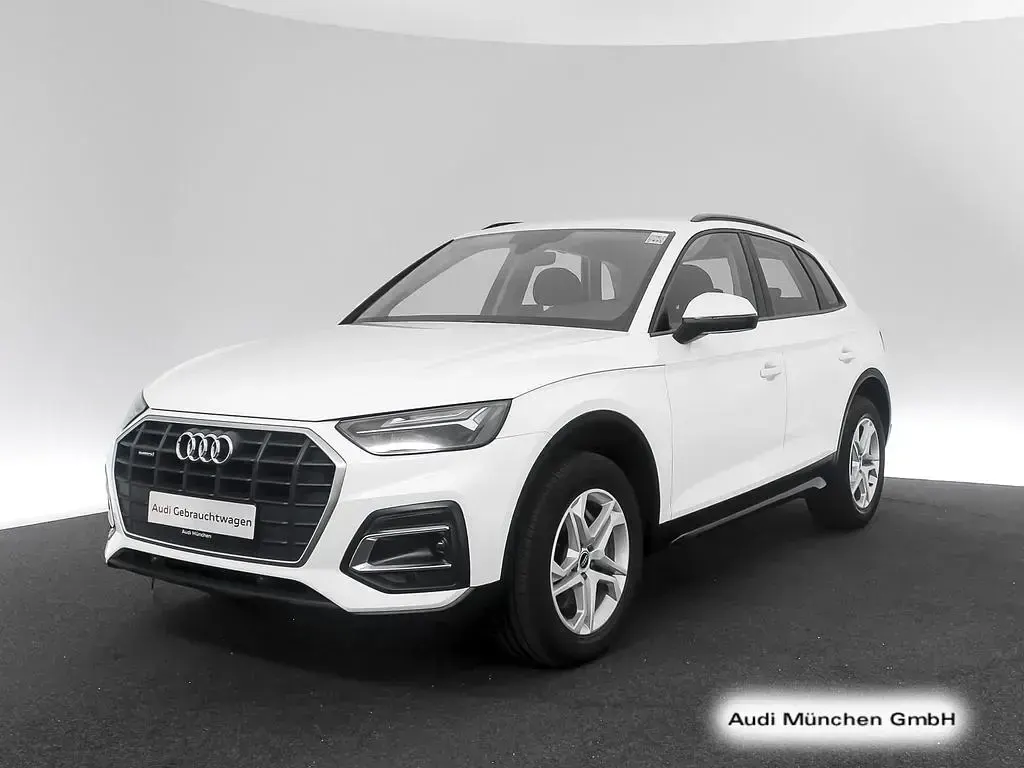 Käytetty Audi Q5 Performance 286 HP (210 kW) 2023 Valkoinen Katumaasturi