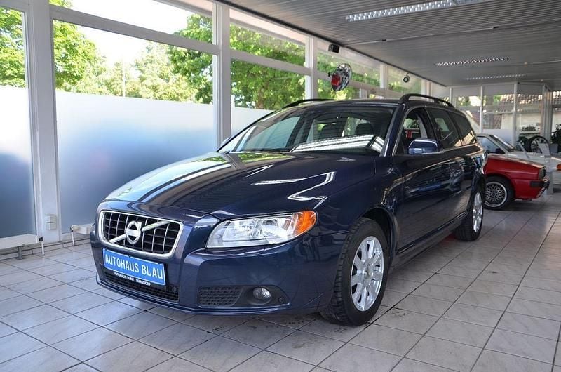 Blau Gebraucht 2012 Volvo V70 Kombi | 14.490 € (Teuer) - Bild 1/4