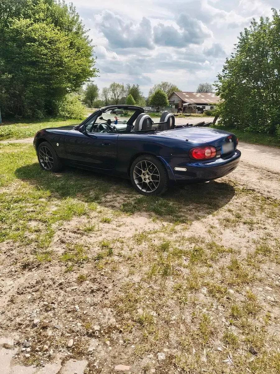 Usata Mazda MX5 110 CV (80 kW) 2003 Blu Cabrio