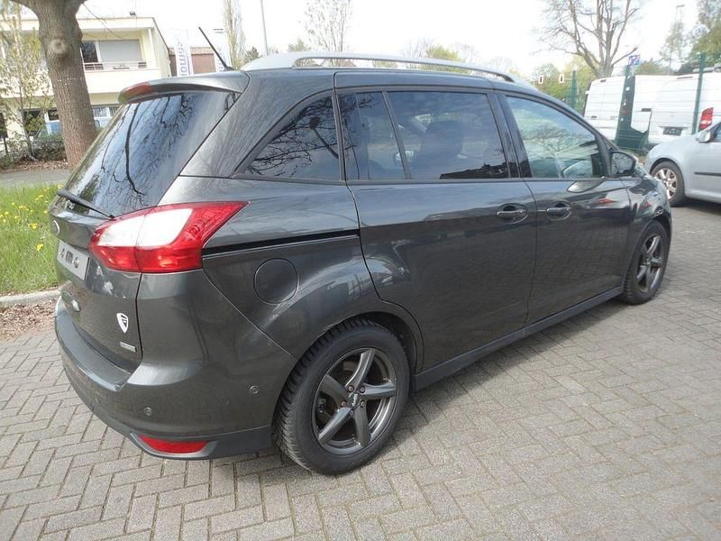 Gebraucht Ford Grand C-Max 125 PS (91 kW) 2018 Grau Van / Kleinbus