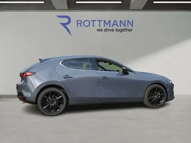 Neu Mazda 3 Homura-Line 140 PS (102 kW) 2025 Grau Limousine