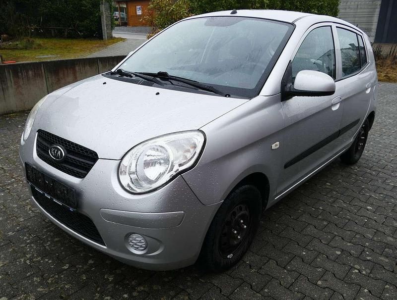 Gebraucht Kia Picanto 63 PS (46 kW) 2010 Silber Kleinwagen